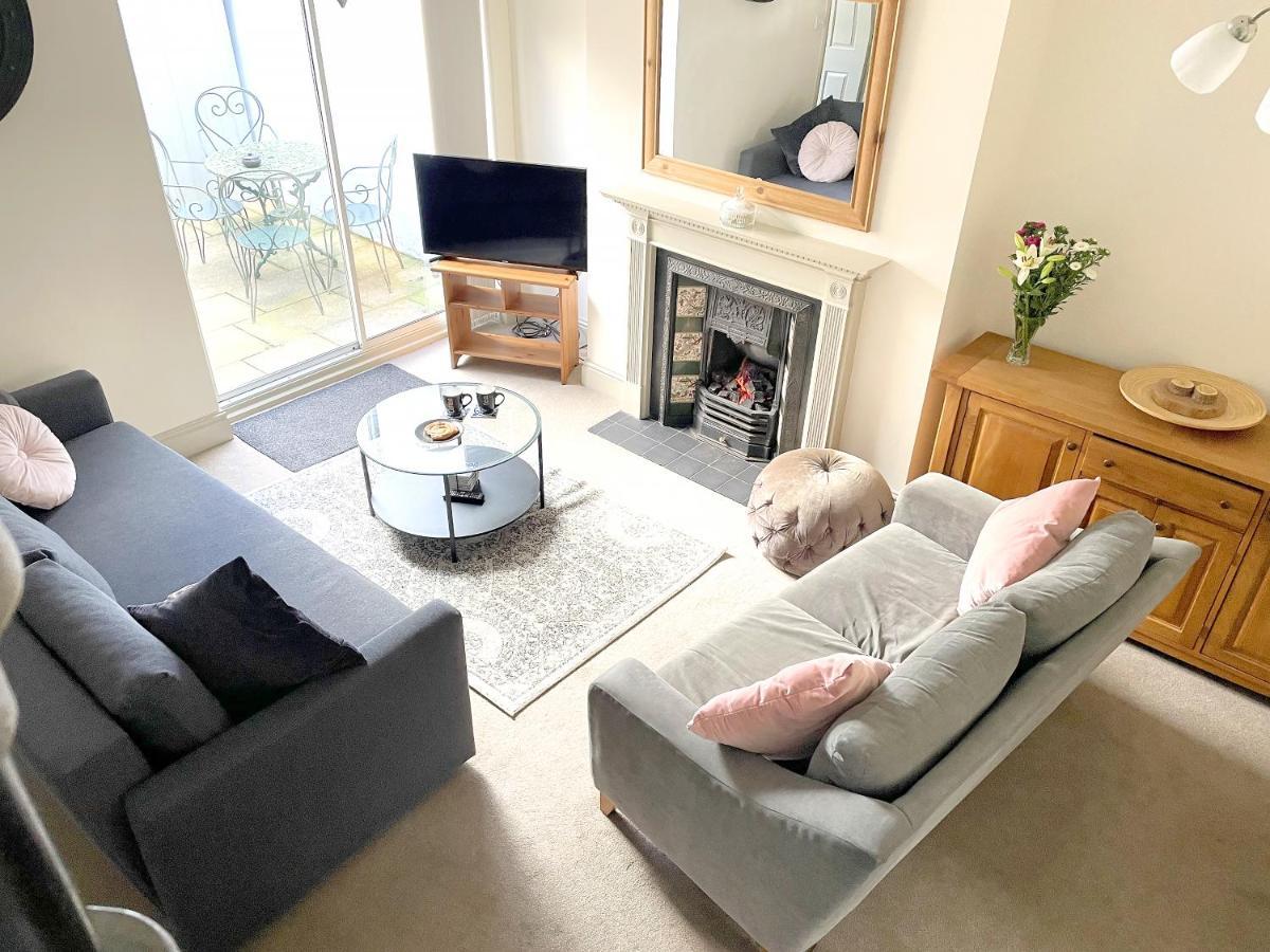 The Vines - Stunning Period Home With Free Parking 约克 外观 照片